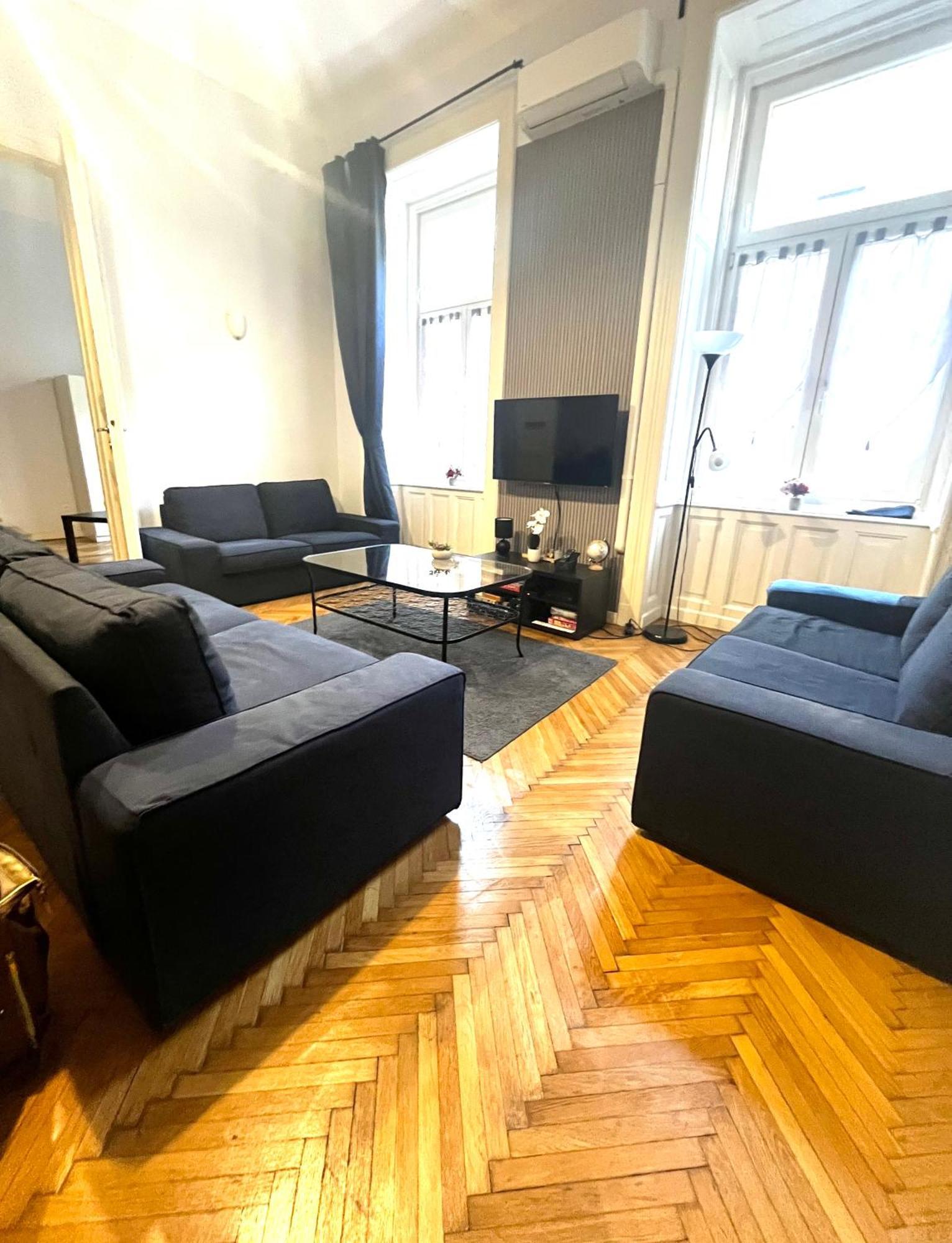 Rakoczi Apt Budapest Ngoại thất bức ảnh